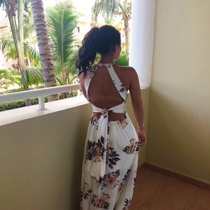 Stunning white floral dress